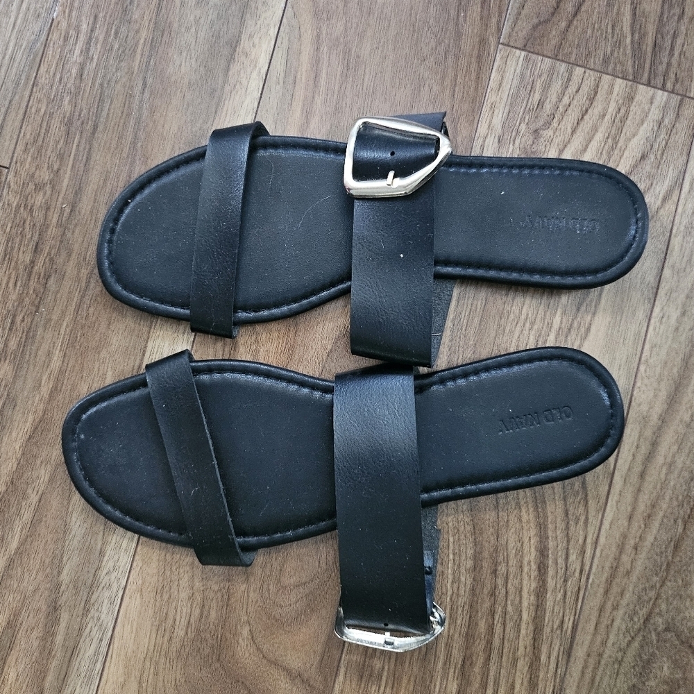 Old Navy Women's Black Double Strap Buckle Casua Sandals Size 11.